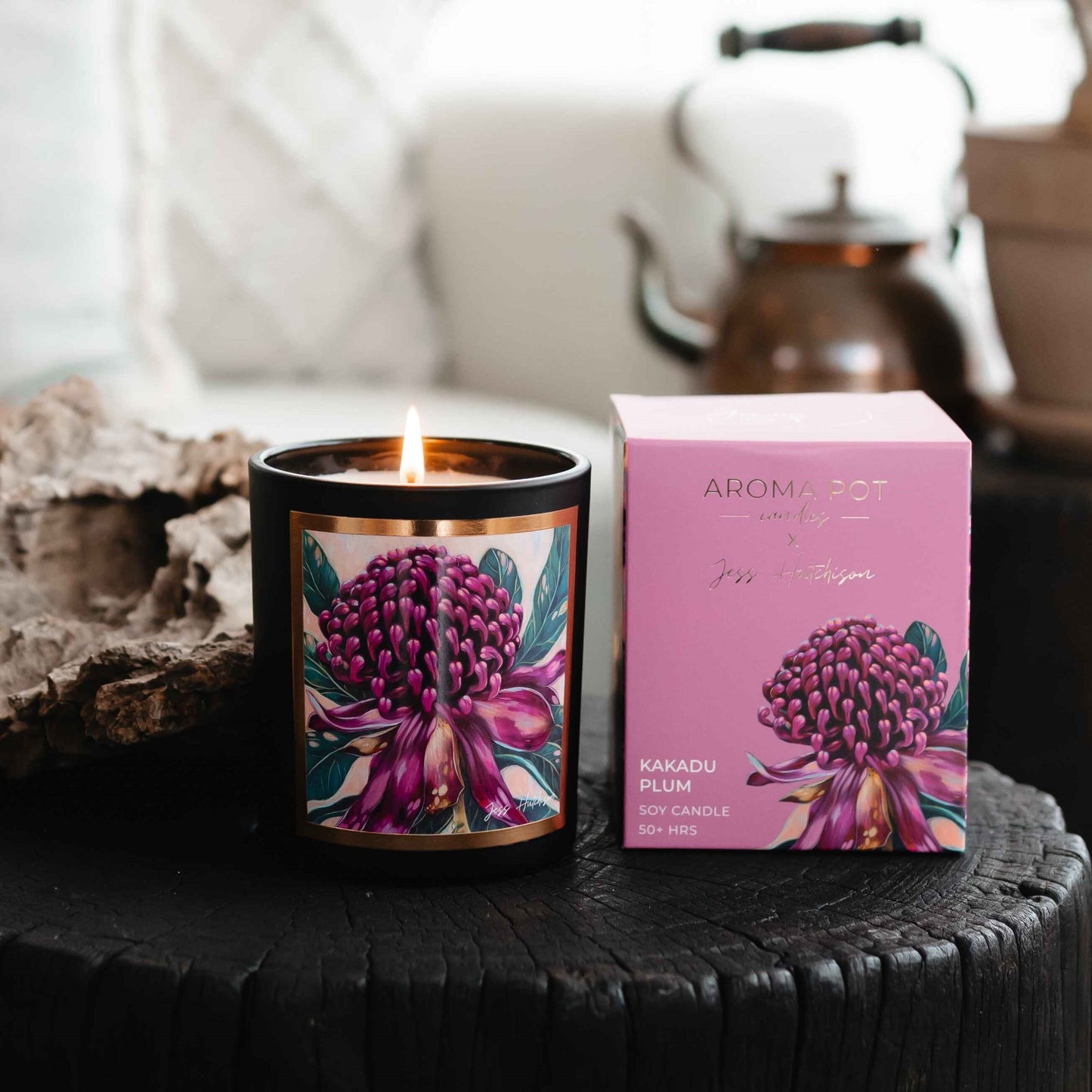 Australian artist soy candle | Kakadu plum | Waratah | 50+hrs