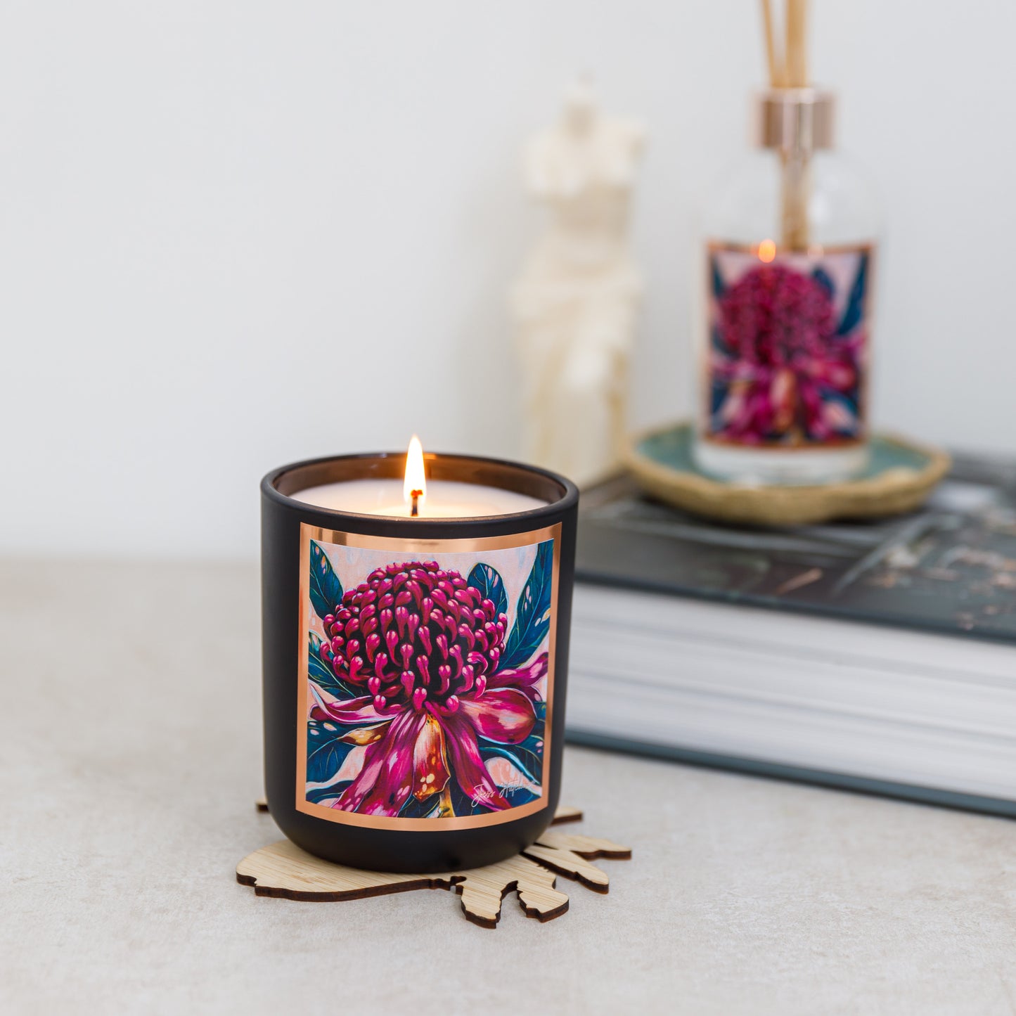 Australian artist soy candle | Kakadu plum | Waratah | 50+hrs