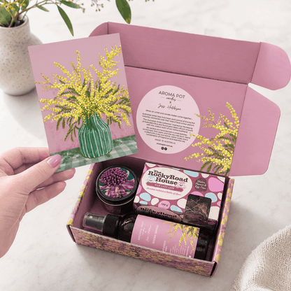 BUNDLE + SAVE - 4 x Australian artist candle + spray gift packs