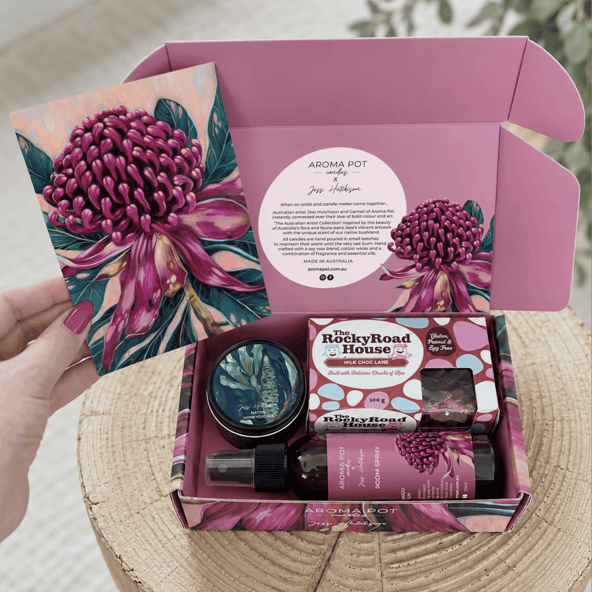 Australian artist candle + spray gift pack | WARATAH