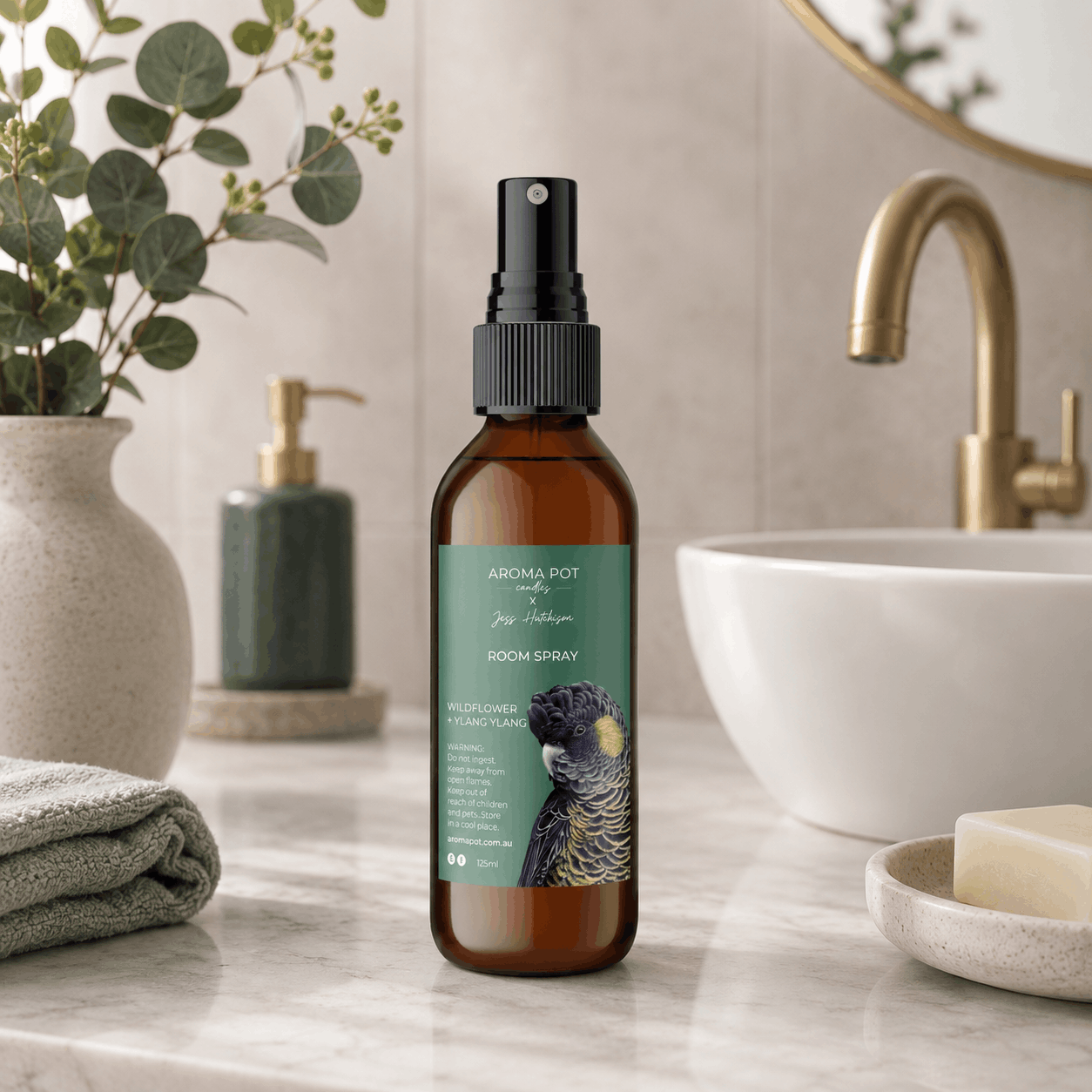Australian artist candle + spray gift pack | COCKATOO
