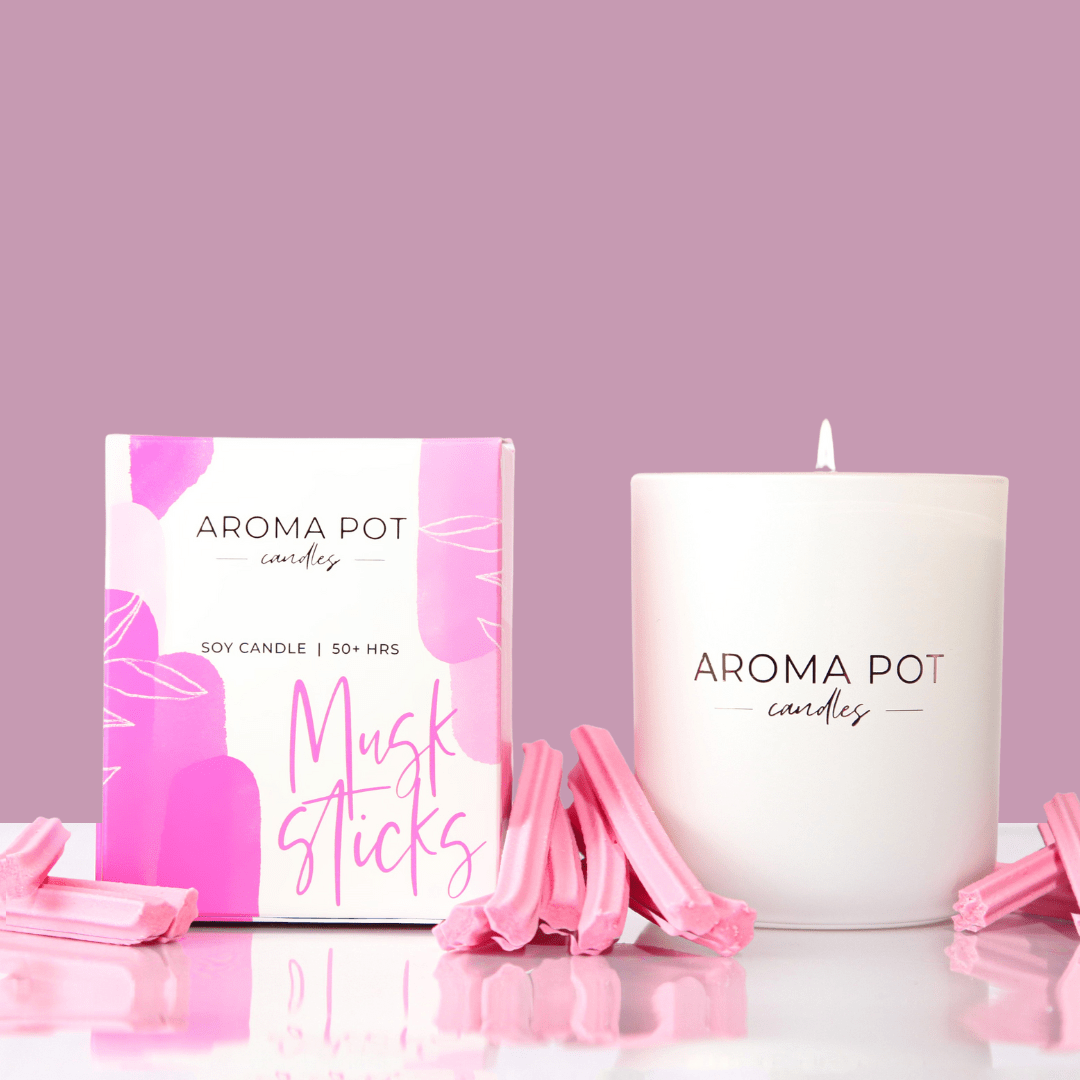 classic scented soy candle | musk sticks | 50+hrs