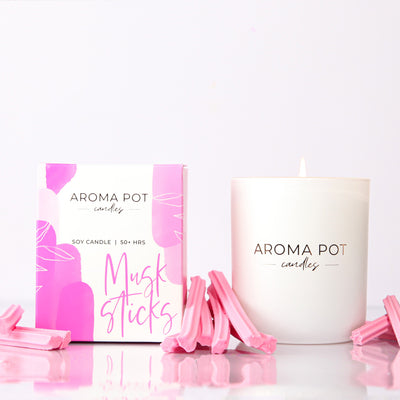 classic scented soy candle | musk sticks | 50+hrs